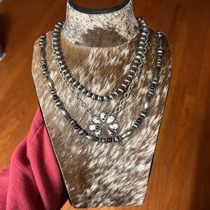 Faux navajo pearl 3-layer necklace with faux squash blossom